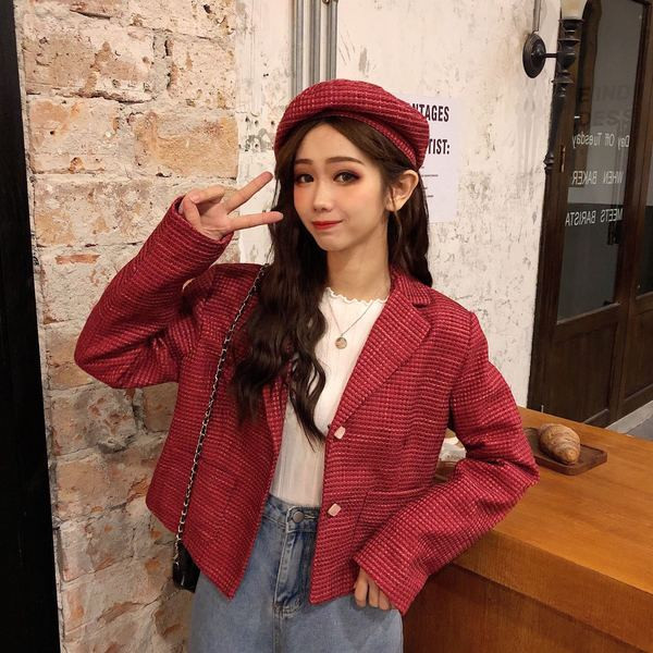 Modern női rövidkabát két színben, zsebekkel