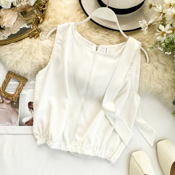 Női felső szalaggal és cipzárral több színben