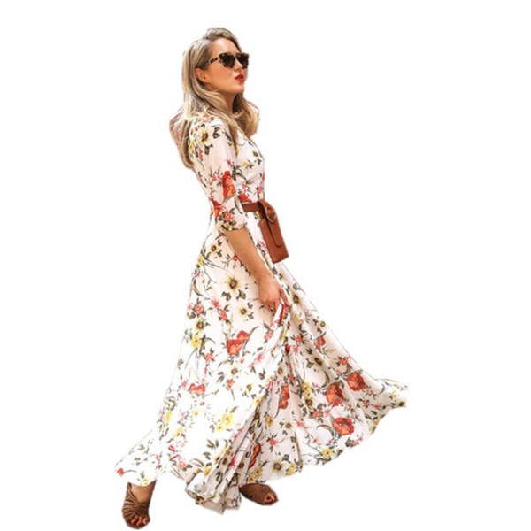 Alkalmi női ruha szabású modell, fehér virágmintával