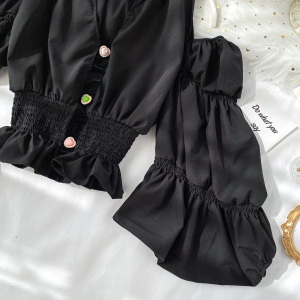 Stílusos női blúz V-nyakú, csupasz vállakkal, fehér és fekete színben