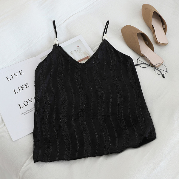 Modern női bársony felső csipkével és vékony pántokkal