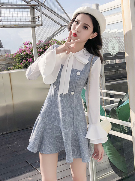 Modern rövid ruha hosszú ujjú kék színben