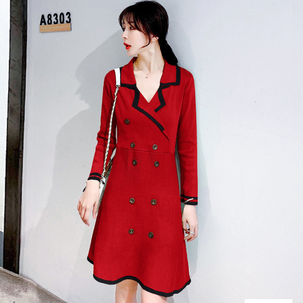 Női aktuális ruha több színben, hosszú ujjakkal és gombokkal