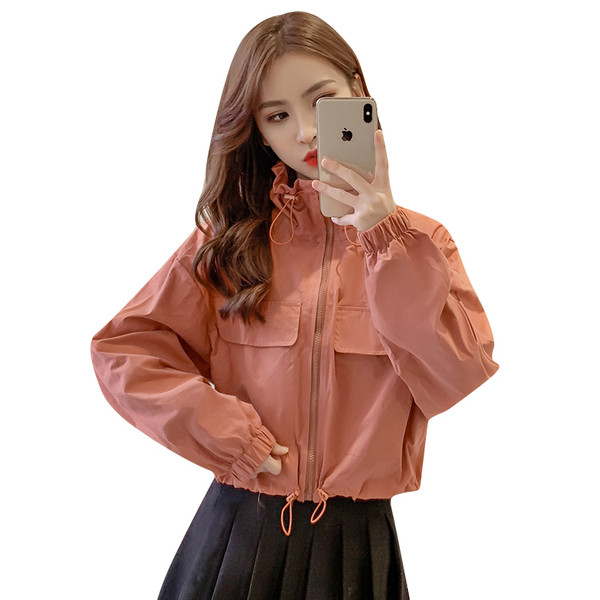 Modern női vékony rövid kabát két színben, zsebekkel