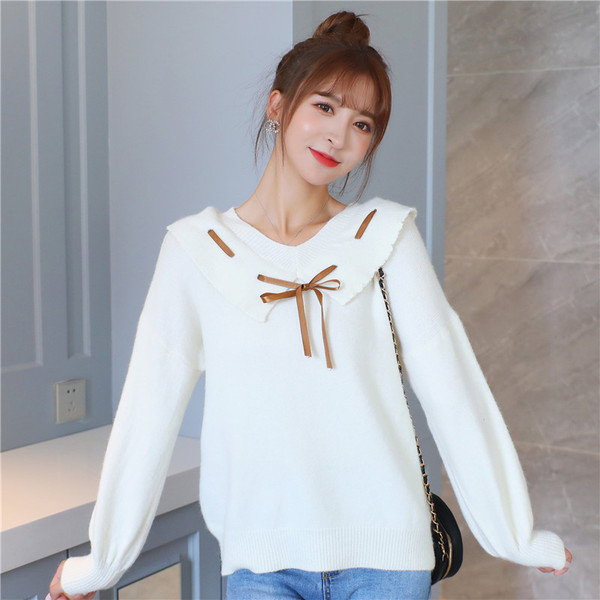 Modern női pulóver V-nyakú és fűzős - fehér és zöld