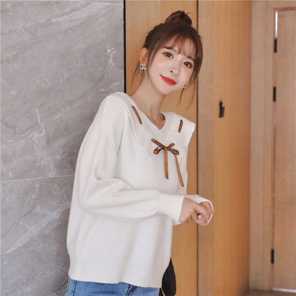 Modern női pulóver V-nyakú és fűzős - fehér és zöld