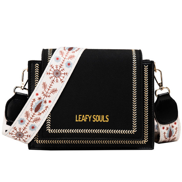 Modern női táska hosszú füllel, négy színben