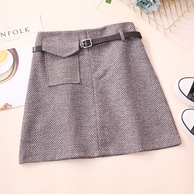 Aktuális női szoknya három színben, magas derékkal és zsebbel