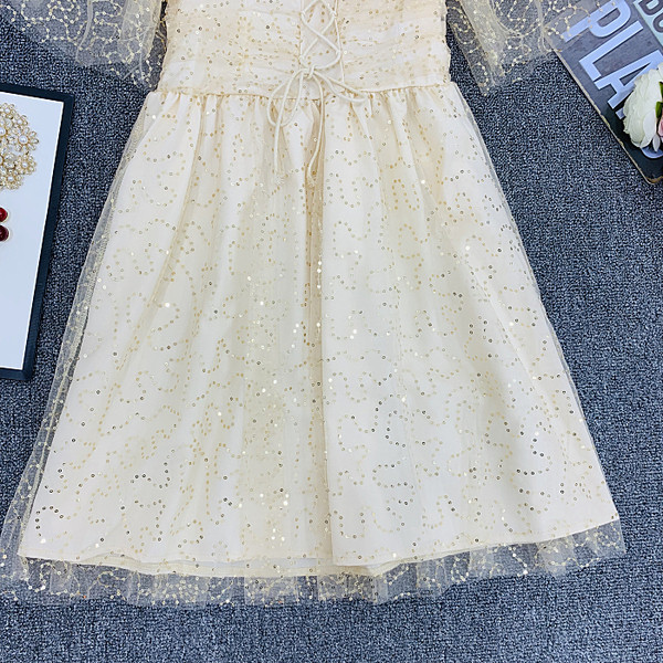 Csipkeujjú, fényes hatású női ruha három színben