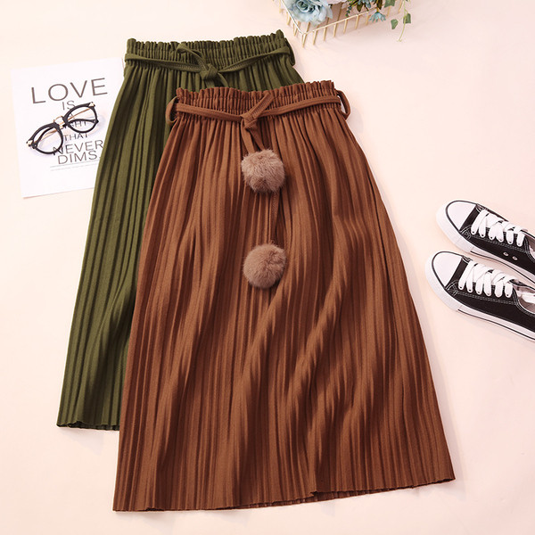 Hajtogatott női szoknya magas derékkal, öt színben