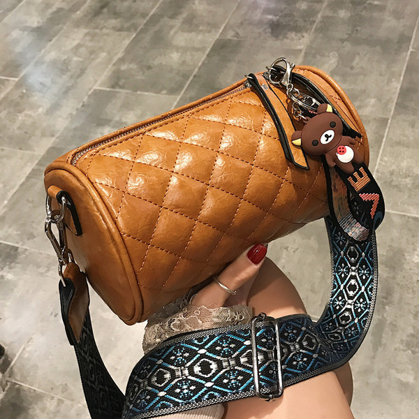 Modern női táska henger alakú többféle színben