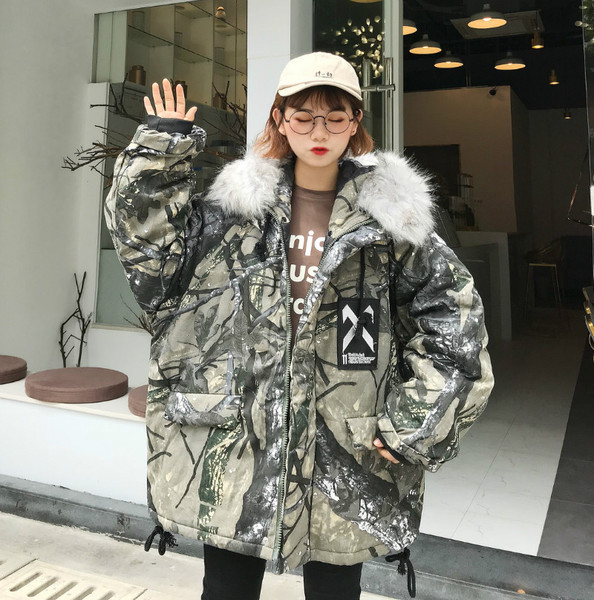 Női téli kabát kapucnival