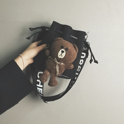 Geanta tip geanta dama cu maner larg si ursulet 3D