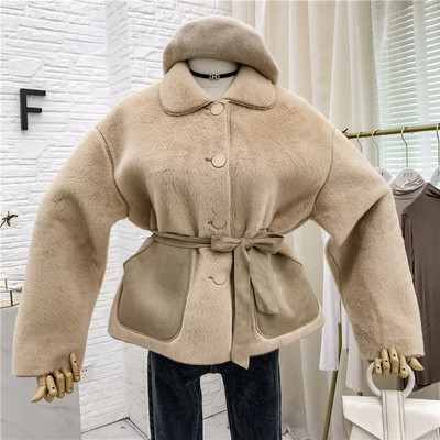 Női pehelykabát övvel és zsebekkel több színben