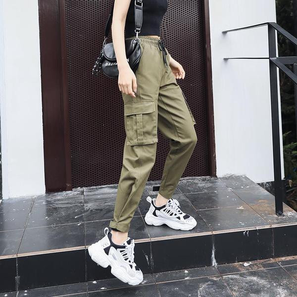 Lezser női hosszú nadrág nyakkendővel és zsebbel, két színben