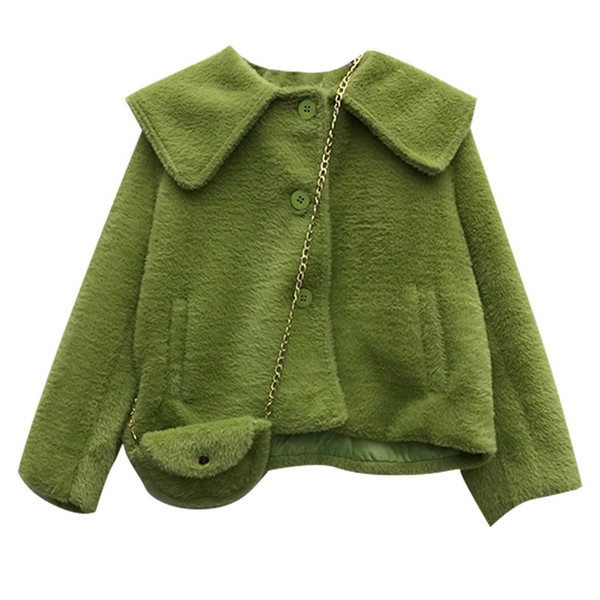 Stílusos női pehelykabát táskával több színben