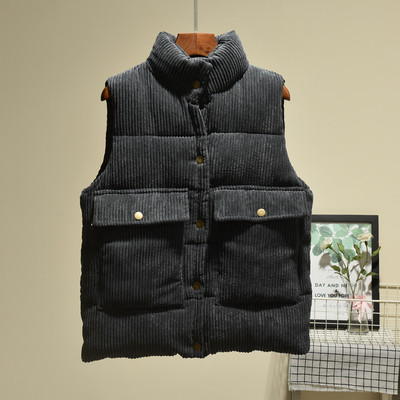 Modern női mellény, gombokkal, zsebekkel, négy színben