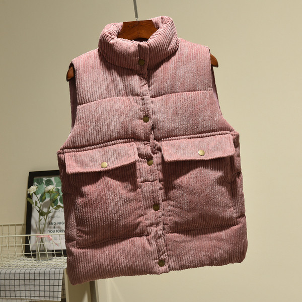 Modern női mellény, gombokkal, zsebekkel, négy színben