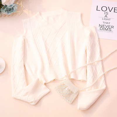 Divatos női pulóver öt színben, csupasz váll