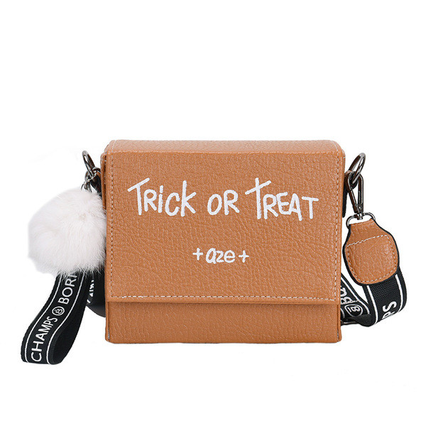 Női táska felirattal és hosszú füllel három színben