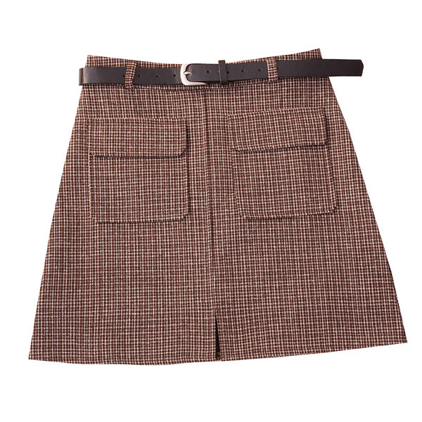 Aktuális női szoknya három színben zsebekkel és övvel