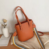 Modern női táska hosszú és rövid fülekkel, többféle színben