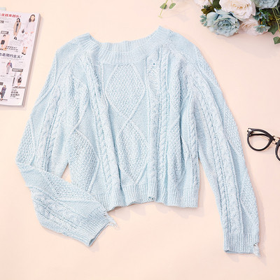 Modern női pulóver öt színben, ovális nyakkivágással