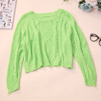 Modern női pulóver öt színben, ovális nyakkivágással