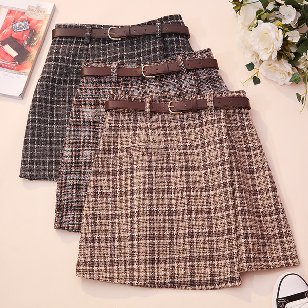 Fusta de dama in trei culori cu curea si talie inalta