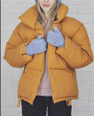 Μοντέρνο γυναικείο μπουφάν με κουμπιά σε διάφορα χρώματα