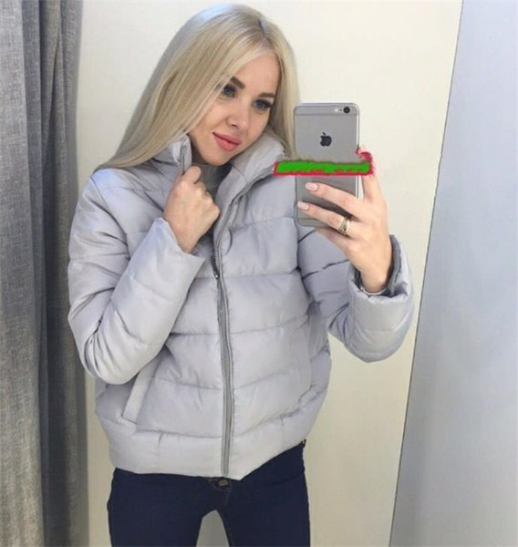 Rövid, kapucni nélküli női kabát többféle színben