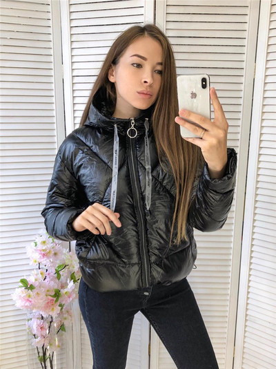 Modern női téli kabát kapucnival négy színben