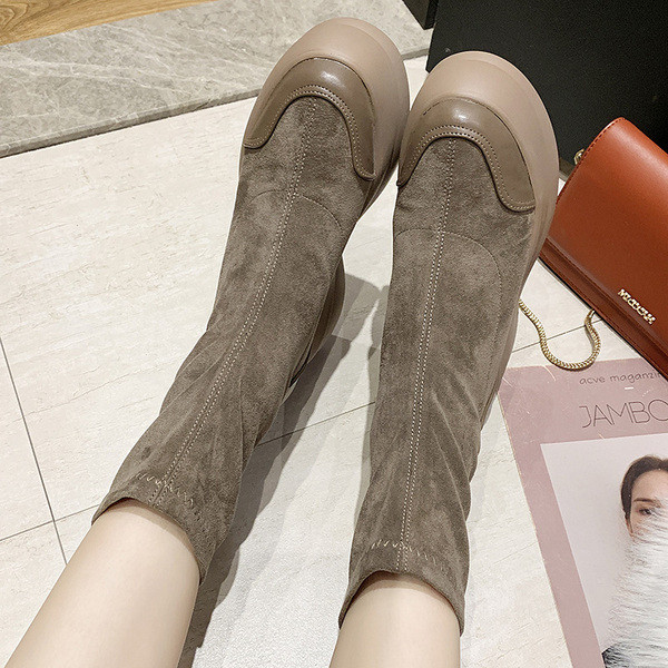 Aktuális női csizma platformos fekete és barna színben