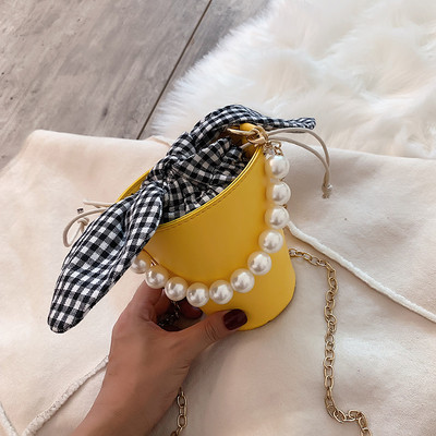 Női táska hosszú lánccal és rövid fogantyúval, gyöngyökkel