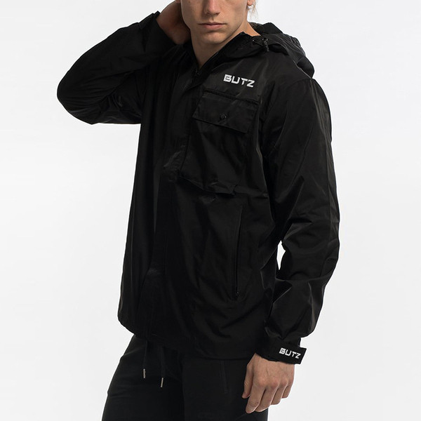 Őszi férfi kabát fekete színben és cipzárral