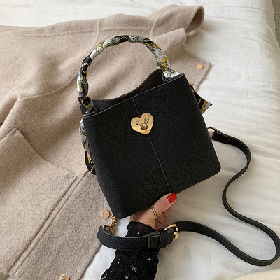 Modern női táska rövid és hosszú füllel, négy színben