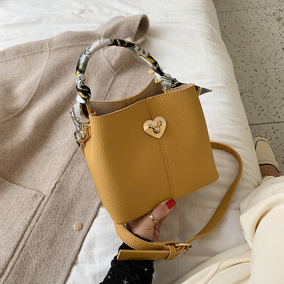 Modern női táska rövid és hosszú füllel, négy színben