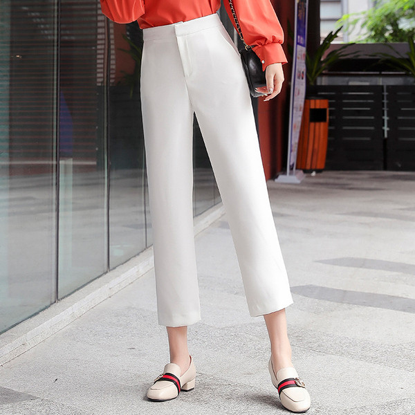 Modern női nadrág - széles modell fehér és fekete színben