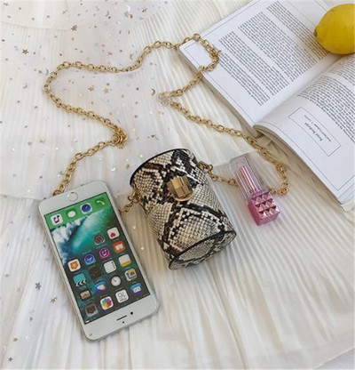 Modern női táska három színben lánccal