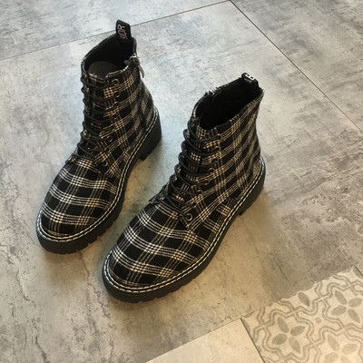 Kockás női csizma fűzős három színben