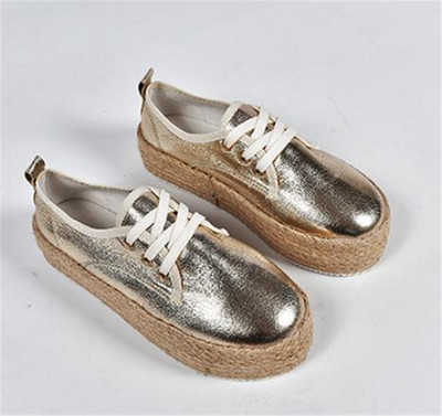 Modern női alkalmi cipő fűzős három színben