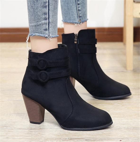 Modern női csizma vastag sarkú három színben