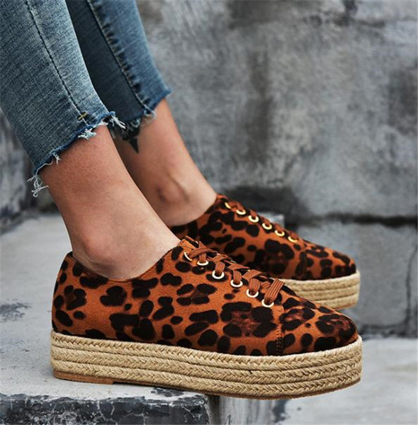 Női alkalmi sportcipő nyakkendővel, három színben