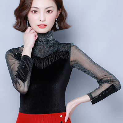 Modern női blúz három színben, pólógallérral és fényes hatással