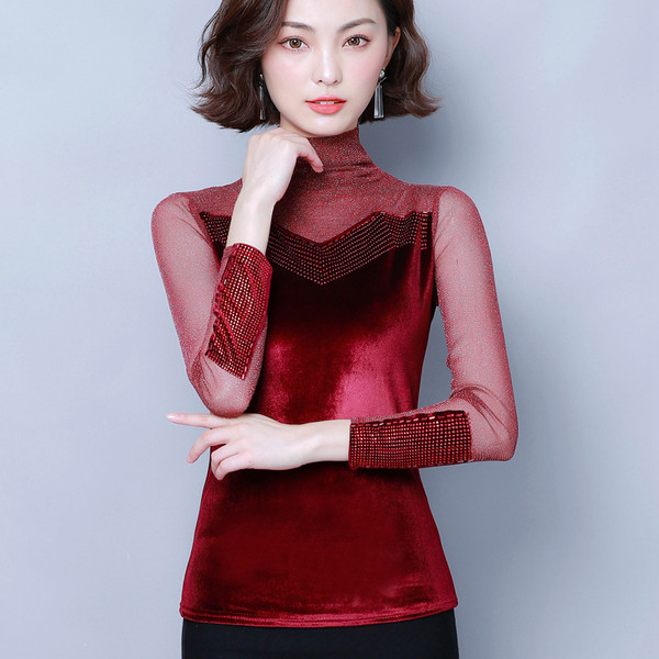 Modern női blúz három színben, pólógallérral és fényes hatással