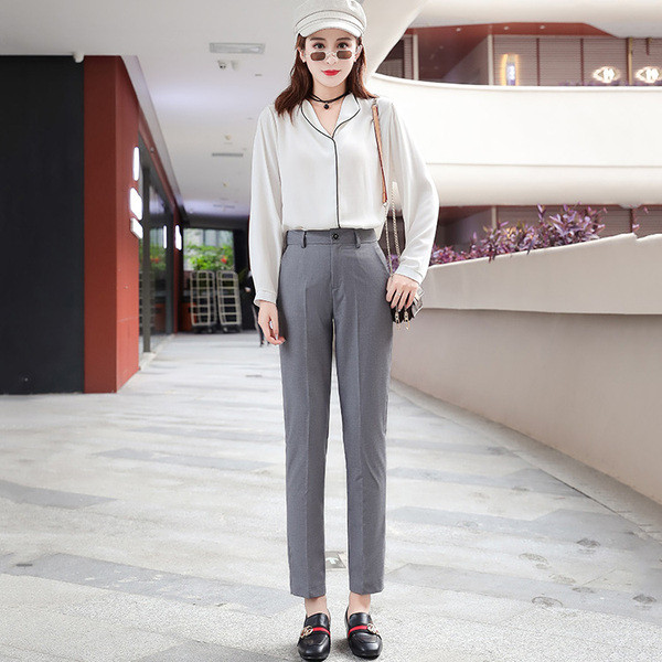 Szürke és fekete zsebes női nadrág új modellje