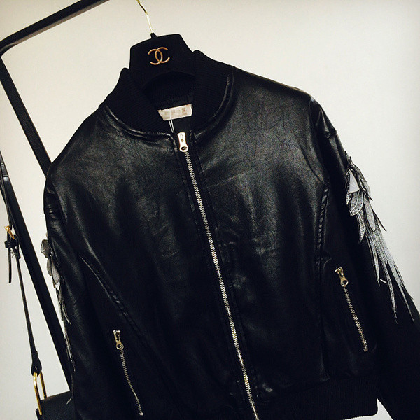 Geacă casual de piele de damă cu element 3D în negru