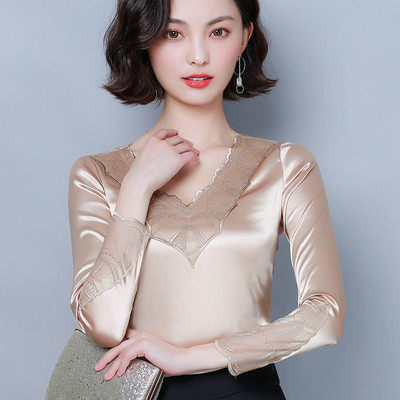 Bluză de damă modernă în trei culori, cu decolteu în V și dantelă