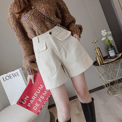 Pantaloni scurti moderni de dama cu talie inalta in bej, gri si negru