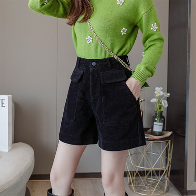 Pantaloni scurti moderni de dama cu talie inalta in bej, gri si negru